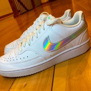 Women’s Nike Court Vision